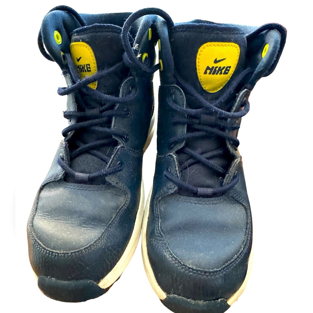 Nike Manoa
Little kids hiking boot